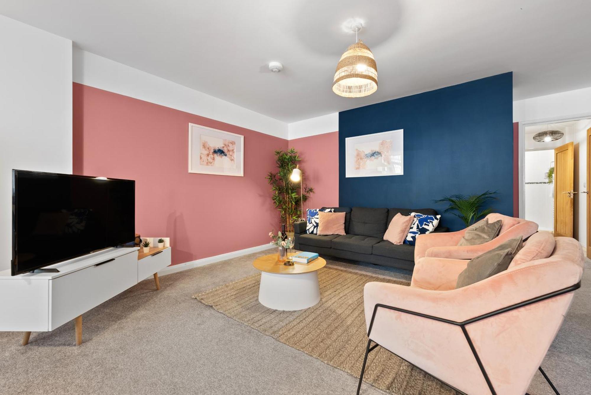 Glevum Lodge - 2 Bedroom Town Centre Apartment Cirencester Exterior photo